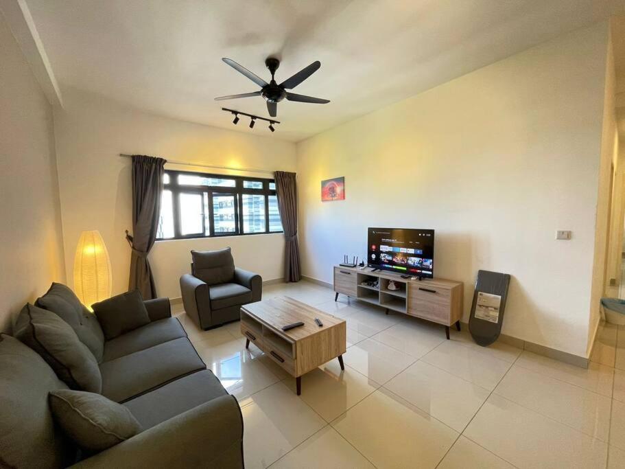Meridin Medini By Wp Homestay Nusajaya  Extérieur photo