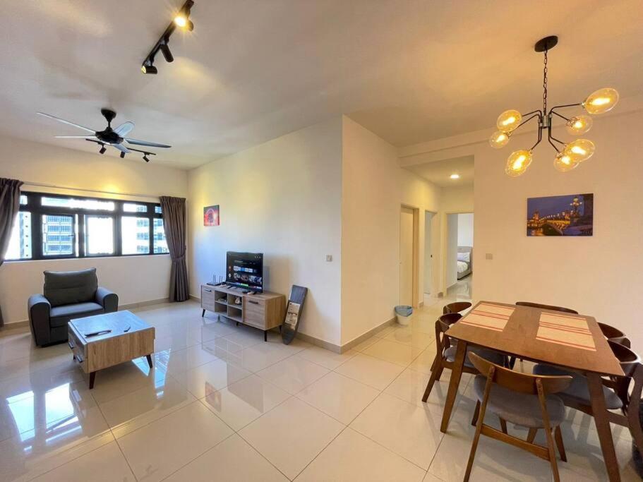 Meridin Medini By Wp Homestay Nusajaya  Extérieur photo