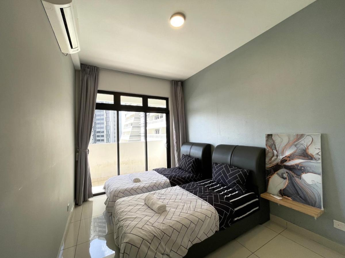 Meridin Medini By Wp Homestay Nusajaya  Extérieur photo