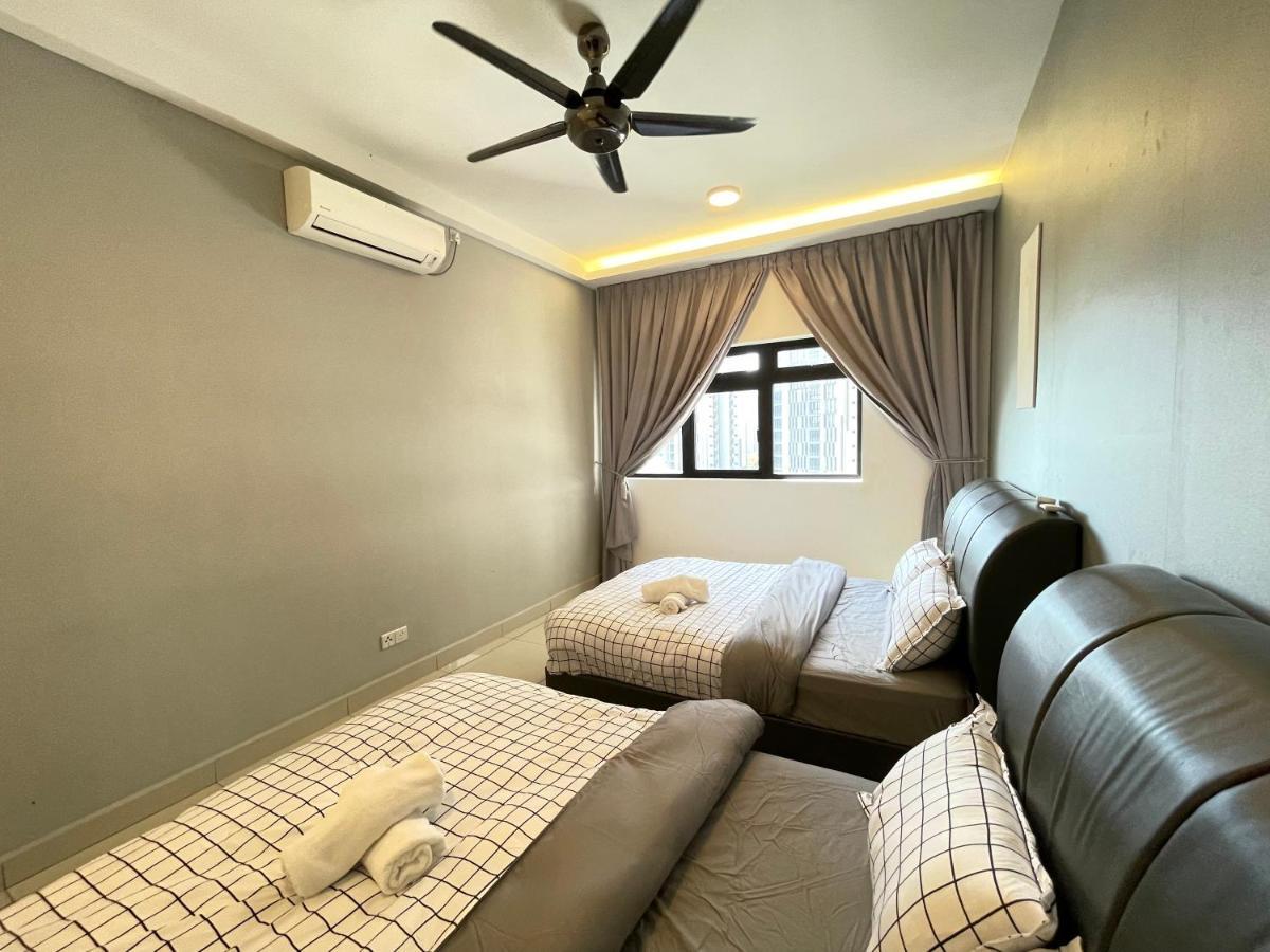 Meridin Medini By Wp Homestay Nusajaya  Extérieur photo