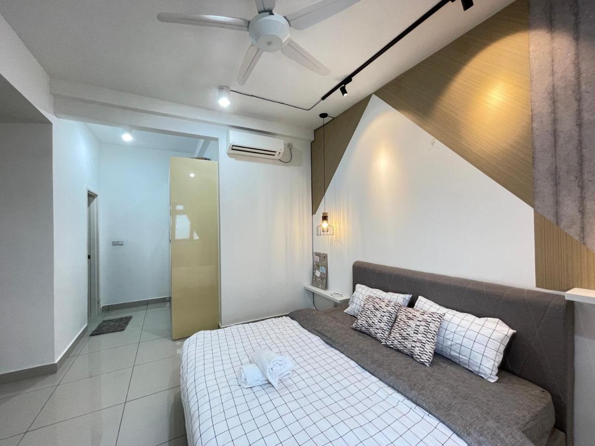 Meridin Medini By Wp Homestay Nusajaya  Extérieur photo