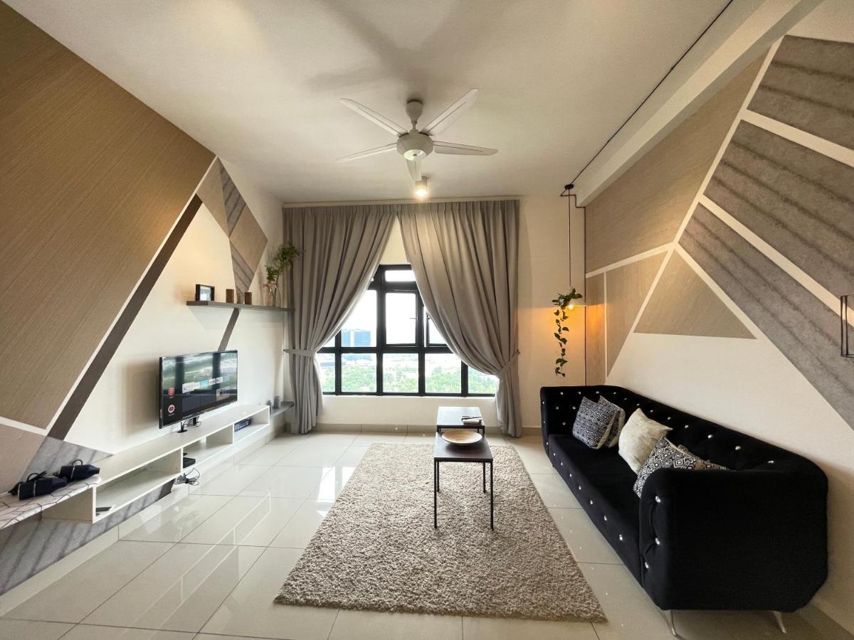 Meridin Medini By Wp Homestay Nusajaya  Extérieur photo