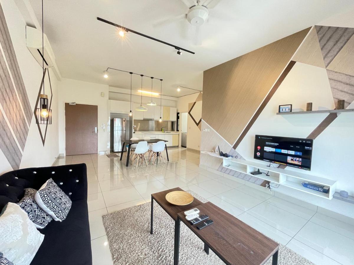 Meridin Medini By Wp Homestay Nusajaya  Extérieur photo