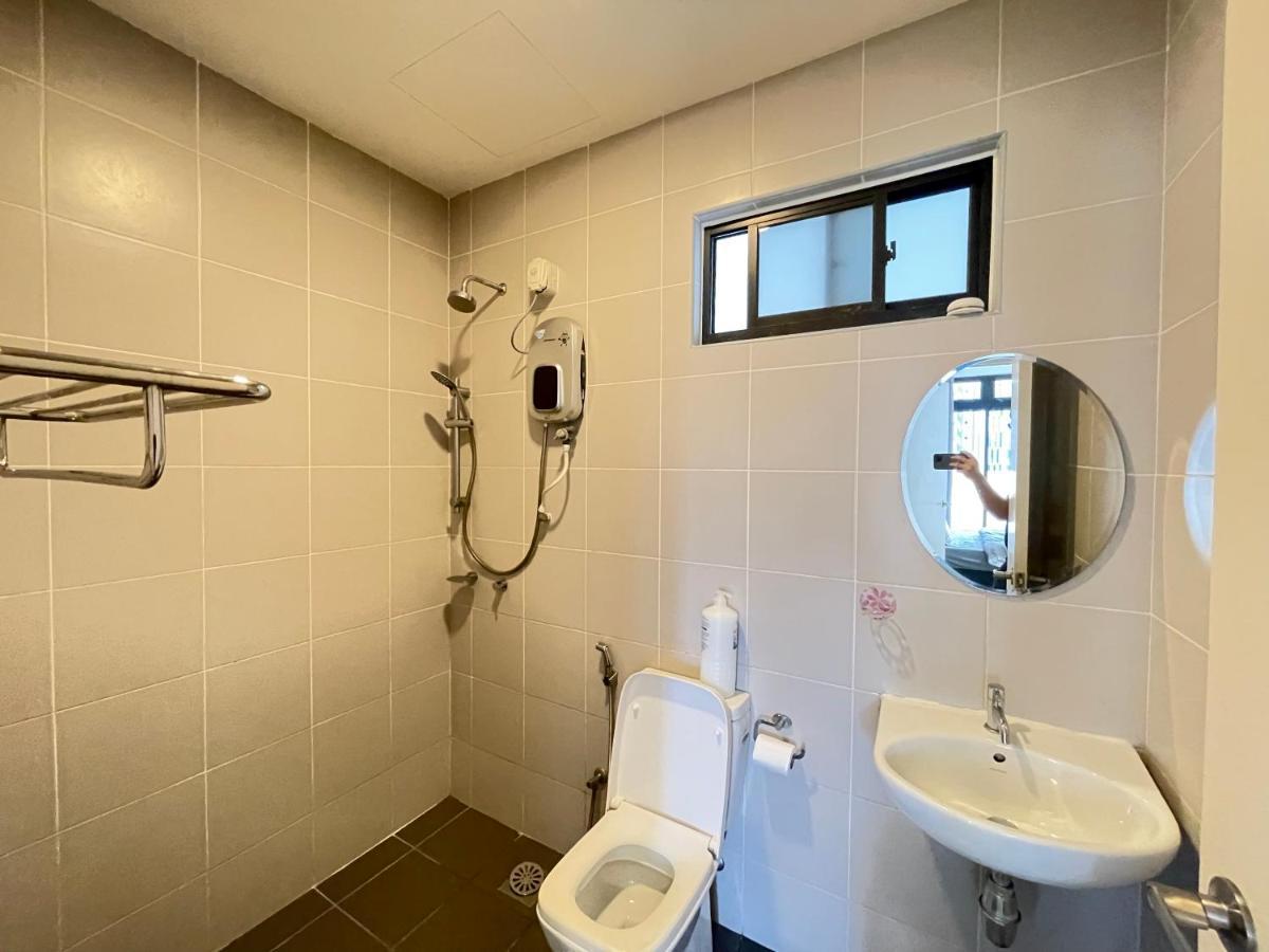 Meridin Medini By Wp Homestay Nusajaya  Extérieur photo