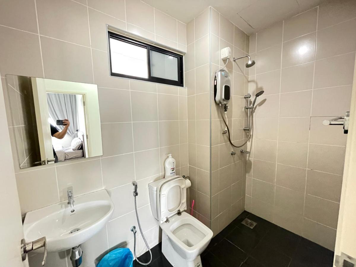 Meridin Medini By Wp Homestay Nusajaya  Extérieur photo