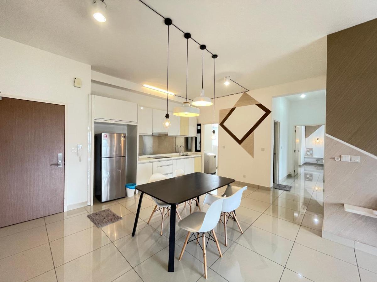 Meridin Medini By Wp Homestay Nusajaya  Extérieur photo